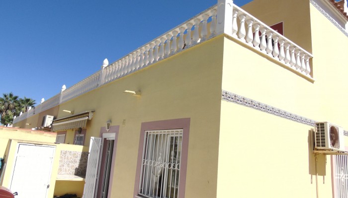 Venta - Casas semi-separadas  - Orihuela Costa - La Regia