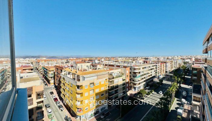 Resale - Apartment / Flat - Torrevieja - Playa Del Acequión